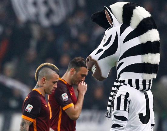 前教练：库普梅纳斯能很好地适应三中卫，斯帕莱蒂非常了解他