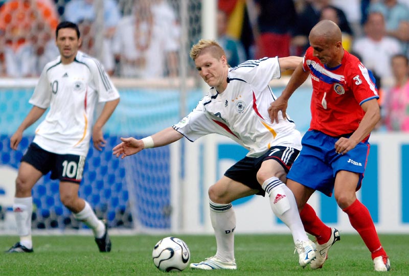 汉堡2-1斯图加特，法比奥-维埃拉破门，格拉策尔建功