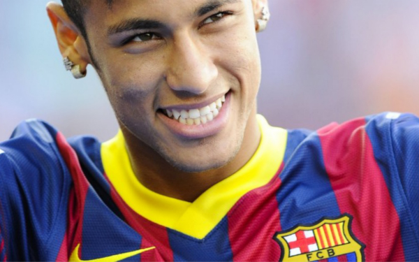 罗哥对梅西的评价可能有一些针对性，但点评曼联就是纯粹客观