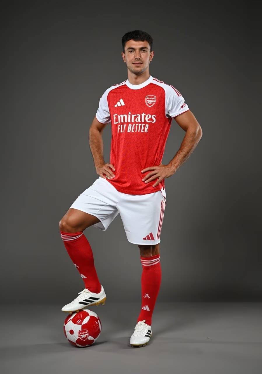 弗里克：亚马尔这个月该不该去国家队？这不是我的问题