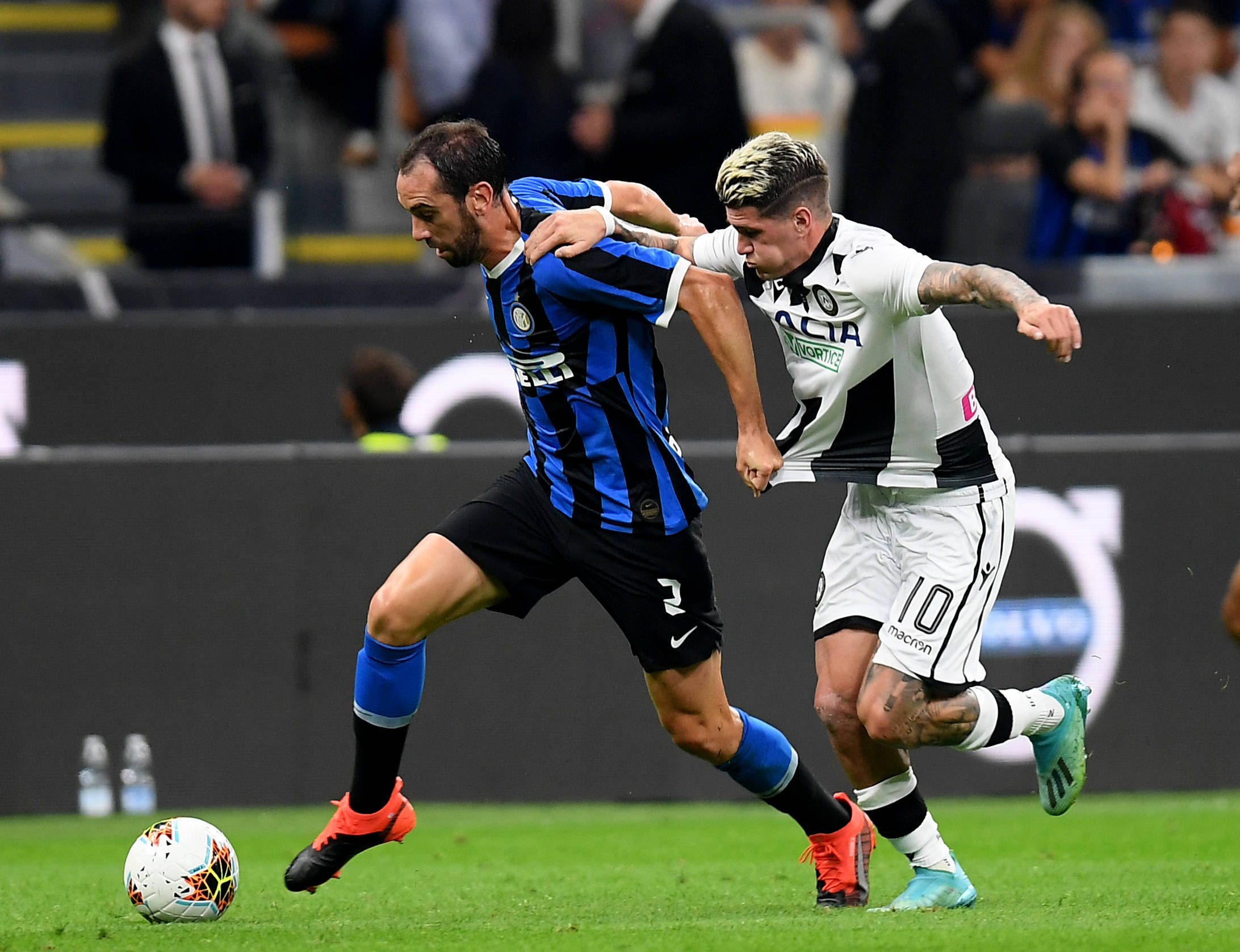 津媒：据不完全统计，本赛季津门虎官方产品销售额约500万元