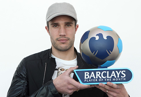 状态不错！4号秀克尼佩尔半场9中7轰18分